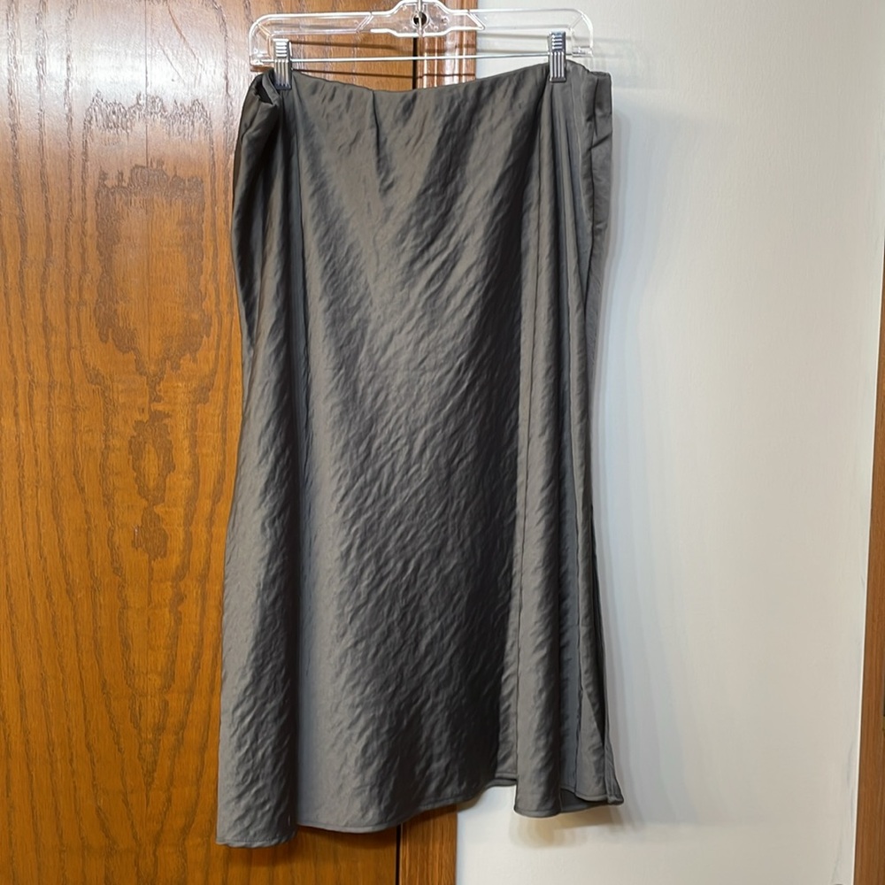 LANE BRYANT NWT Women’s Size 18 Bias Cut Slip Satin Skirt Midi Polyester - Picture 5 of 12